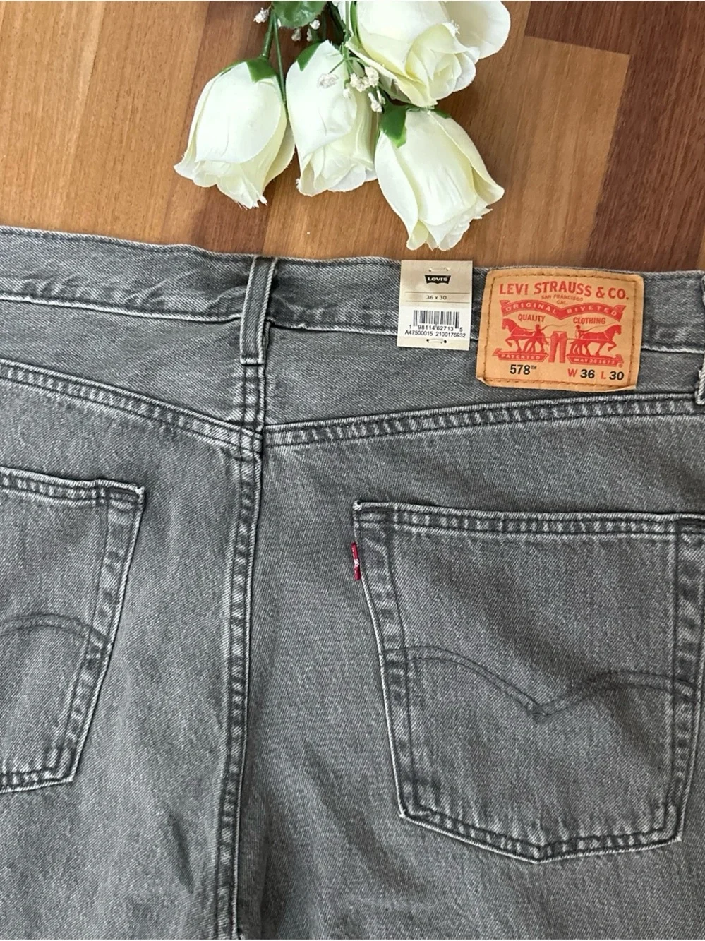 Levi's Men's Washed Gray Straight Jeans